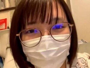 Chat-Flix | スケべ美少女のライブチャット動画サムネイル