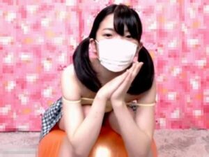 Chat-Flix | スケべ美少女のライブチャット動画サムネイル