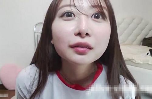 Chat-Flix | セクシーお姉さんのライブチャット動画サムネイル