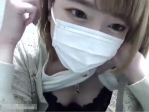 Chat-Flix | スケべギャルのライブチャット動画サムネイル