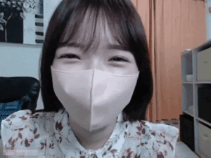 Chat-Flix | スレンダースケべ美少女のライブチャット動画サムネイル