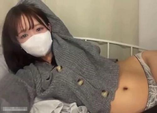 Chat-Flix | セクシー美少女のライブチャット動画サムネイル