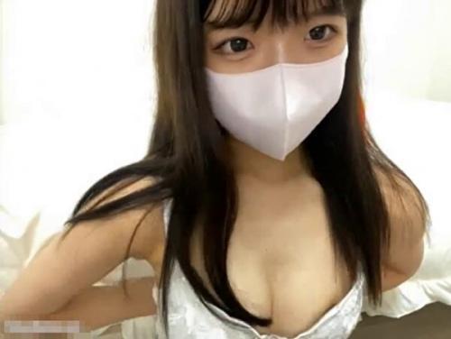 Chat-Flix | 巨乳スケべ美少女のライブチャット動画サムネイル