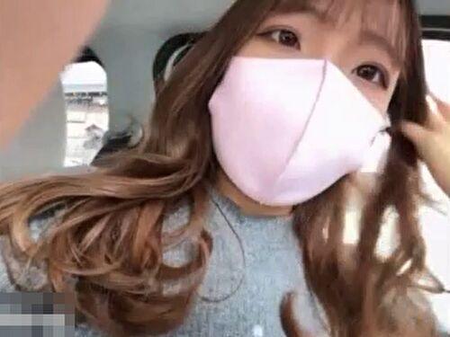 Chat-Flix | 巨乳淫乱人妻のライブチャット配信サムネイル