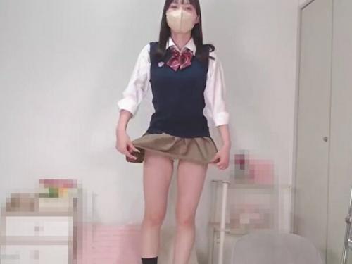 Chat-Flix | 制服爆乳美少女のライブチャット動画サムネイル