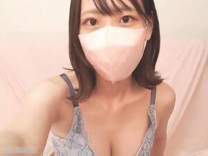 Chat-Flix | 巨乳スケべ美少女のライブチャット動画サムネイル