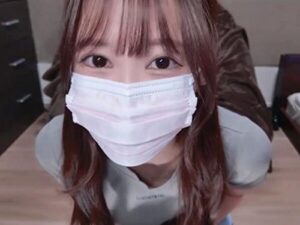 Chat-Flix | セクシー美人女子大生のライブチャット動画サムネイル