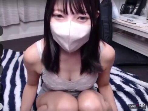 Chat-Flix | スケべ美少女のライブチャット動画サムネイル
