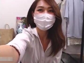 Chat-Flix | セクシー淫乱お姉さんのライブチャット動画サムネイル
